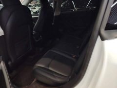 Tesla Model Y Rear-Wheel Drive - ფოტო 17