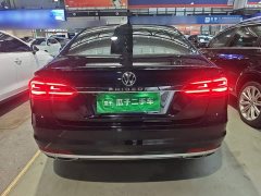 Volkswagen Phideon 380TSI Prestige - ფოტო 6