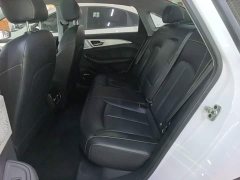SAIC MG i6 MAX New Energy EV 420 Sunroof Special Edition - ფოტო 17