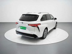 Toyota Sienna 2.5L Hybrid Platinum Edition - ფოტო 5