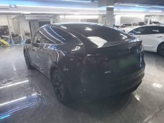 Tesla Model Y Rear-Wheel Drive - ფოტო 5