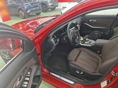 BMW 3 Series Facelift 325Li M Sport Package - ფოტო 16