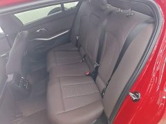 BMW 3 Series Facelift 325Li M Sport Package - ფოტო 17