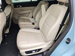 Li Auto ONE Extended Range 6-Seater - ფოტო 17