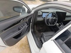 Lynk & Co Geely Lynk & Co 03 2.0T Diesel DCT Champion Edition Pro - ფოტო 16