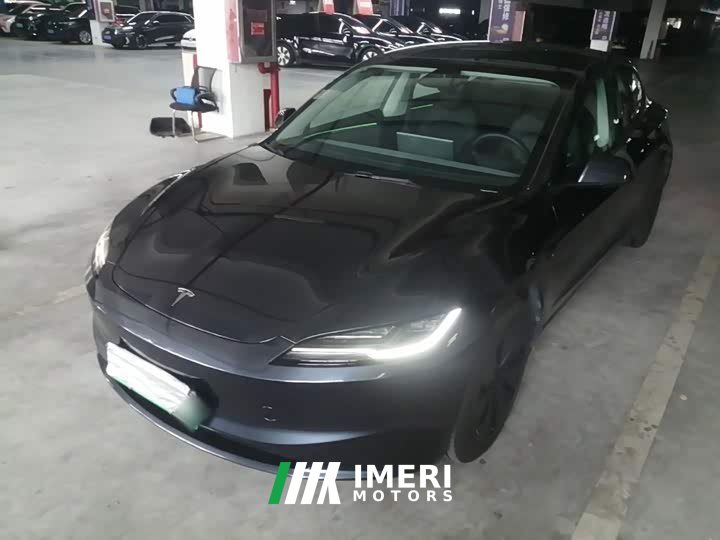 Tesla Model 3 Rear-Wheel Drive
