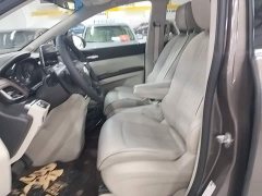 Buick GL8 Land Executive Cabin 652T Luxury - ფოტო 13