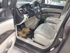Buick GL8 Land Executive Cabin 652T Luxury - ფოტო 14