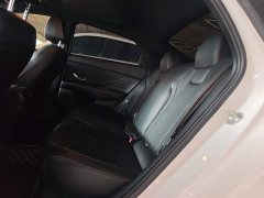 Hyundai Elantra 1.5L CVT 20th Anniversary Edition - ფოტო 14