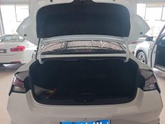 Hyundai Elantra 1.5L CVT 20th Anniversary Edition - ფოტო 16