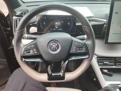 BYD Song Pro New Energy DM-i 71KM Glory Edition Pilot - ფოტო 11