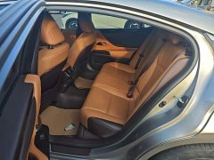 Lexus ES 2020 200 Luxury - ფოტო 17