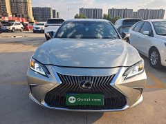 Lexus ES 2020 200 Luxury - ფოტო 3
