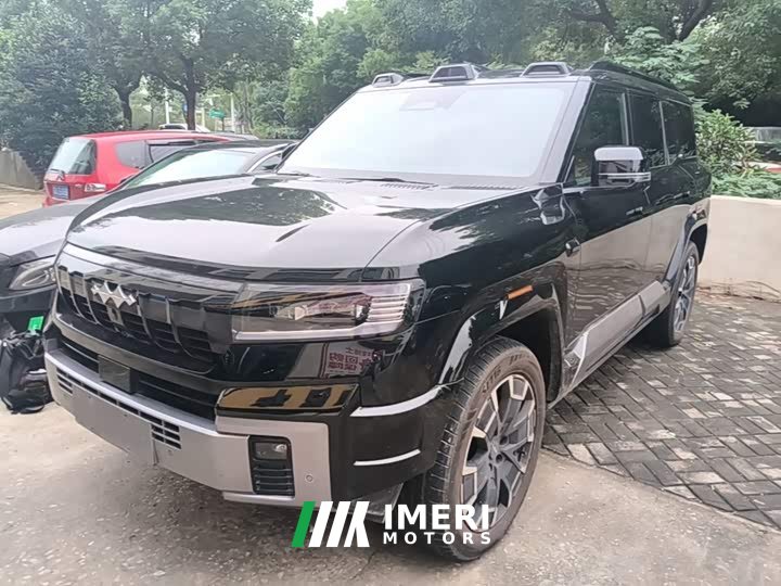 Fangchengbao Leopard 8 Zhiyong Flagship 6-Seater - ავტომობილი ჩინეთიდან