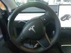 Tesla Model Y Rear-Wheel Drive - ფოტო 11