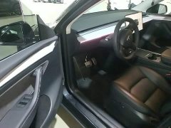 Tesla Model Y Rear-Wheel Drive - ფოტო 16