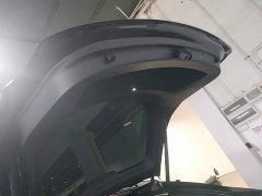 Tesla Model Y Rear-Wheel Drive - ფოტო 19