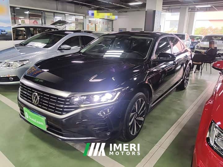 Volkswagen Passat 330TSI Elite