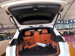 Li Auto L7 2024 MAX - ფოტო 19