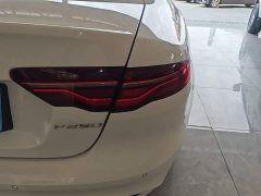 Jaguar XEL 2.0T 250PS R-DYNAMIC S Sport Entry Edition - ფოტო 8