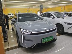 Geely Galaxy L6 EM-i 140km Explorer Edition - ფოტო 4