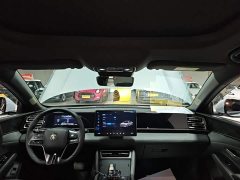 BYD Qin L DM-i 120KM Leading Edition - ფოტო 18
