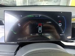 BYD Qin PLUS Glory Edition DM-i 55KM Leading - ფოტო 12