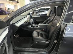 Tesla Model Y Rear-Wheel Drive - ფოტო 11