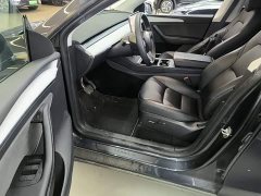Tesla Model Y Rear-Wheel Drive - ფოტო 12
