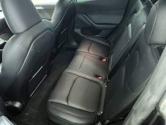 Tesla Model Y Rear-Wheel Drive - ფოტო 13