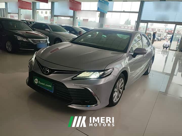 Toyota Camry 2.0G Luxury