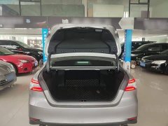 Toyota Camry 2.0G Luxury - ფოტო 19