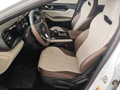 BYD Qin PLUS Glory Edition DM-i 55KM Leading - ფოტო 15