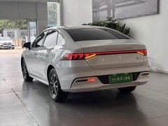 BYD Qin PLUS Glory Edition DM-i 55KM Leading - ფოტო 5
