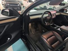 Tesla Model Y Rear-Wheel Drive - ფოტო 16