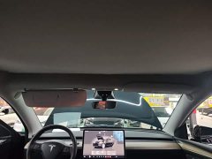 Tesla Model Y Rear-Wheel Drive - ფოტო 18