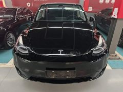 Tesla Model Y Rear-Wheel Drive - ფოტო 3