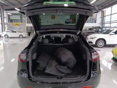 Tesla Model Y Long Range All-Wheel Drive - ფოტო 19
