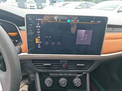 Volkswagen Bora 200TSI DSG Comfort Edition - ფოტო 13