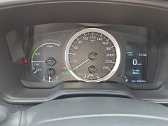 Toyota Corolla Hybrid 1.8H E-CVT Luxury - ფოტო 12