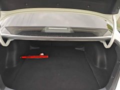 Toyota Corolla Hybrid 1.8H E-CVT Luxury - ფოტო 19
