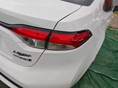 Toyota Corolla Hybrid 1.8H E-CVT Luxury - ფოტო 8