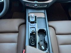 Volvo XC60 Plug-in Hybrid 2025 Extended Range AWD Smart Luxury Edition - ფოტო 18