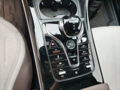 BYD Qin PLUS Glory Edition DM-i 55KM Leading - ფოტო 14