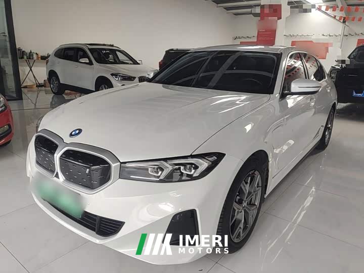 BMW i3 eDrive 35 L
