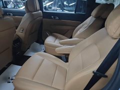 Li Auto ONE Extended Range 6-Seater - ფოტო 17