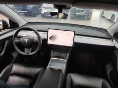 Tesla Model Y Rear-Wheel Drive - ფოტო 10