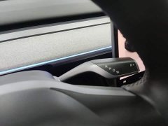 Tesla Model Y Rear-Wheel Drive - ფოტო 14