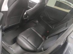 Tesla Model Y Rear-Wheel Drive - ფოტო 17