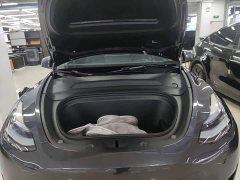 Tesla Model Y Rear-Wheel Drive - ფოტო 20